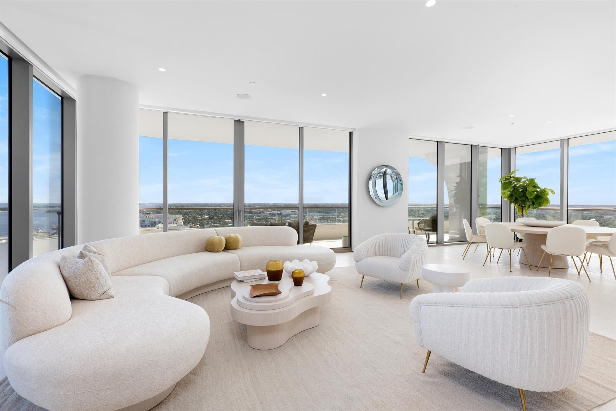 La Clara - Residential