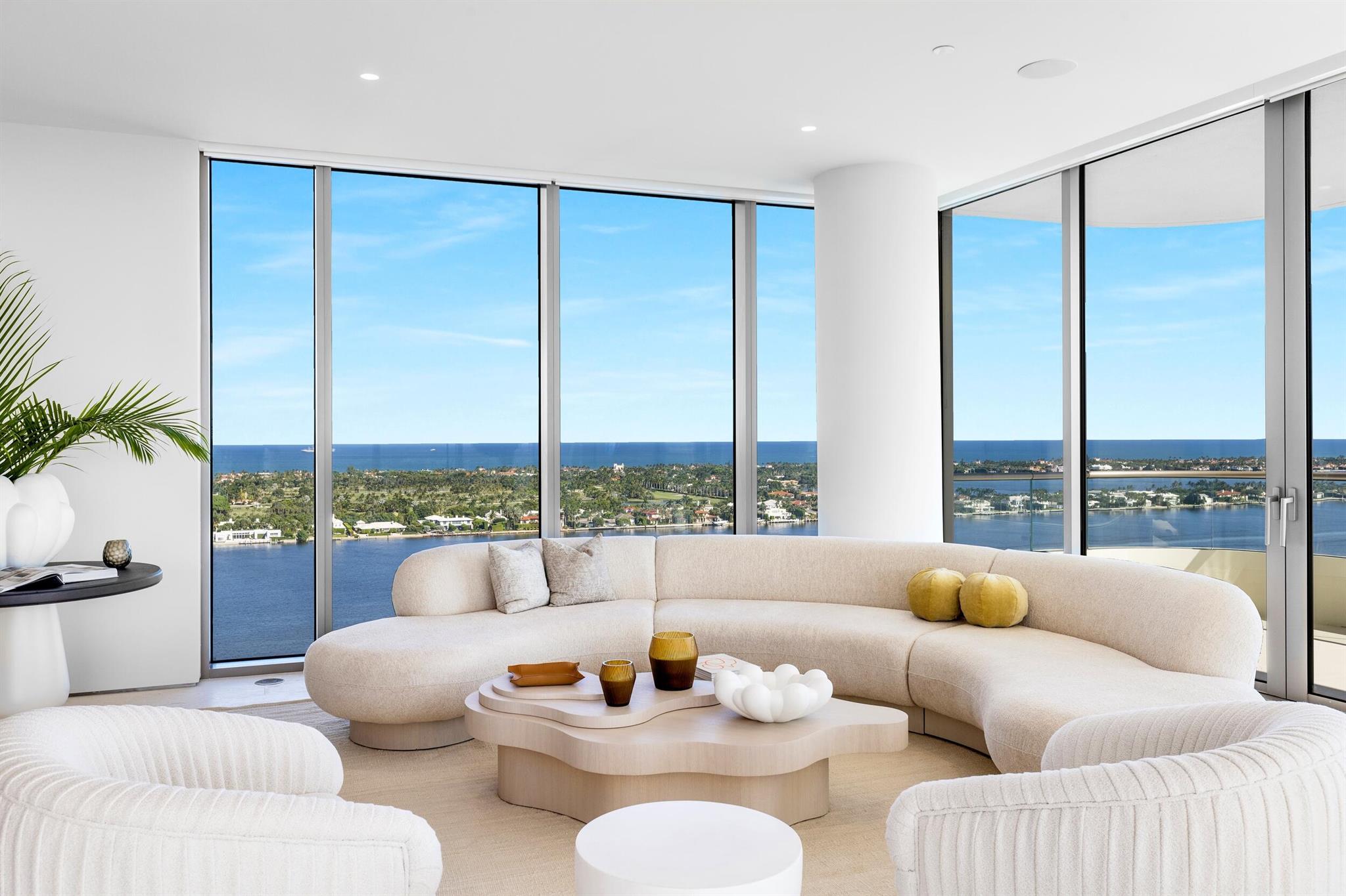 La Clara - Residential