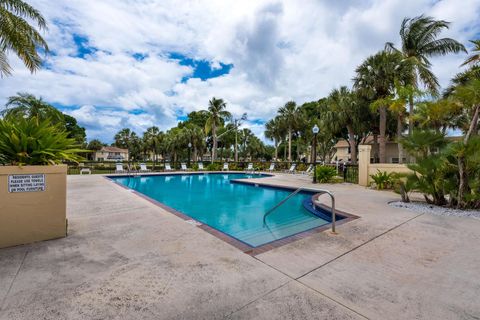 A home in Lake Clarke Shores