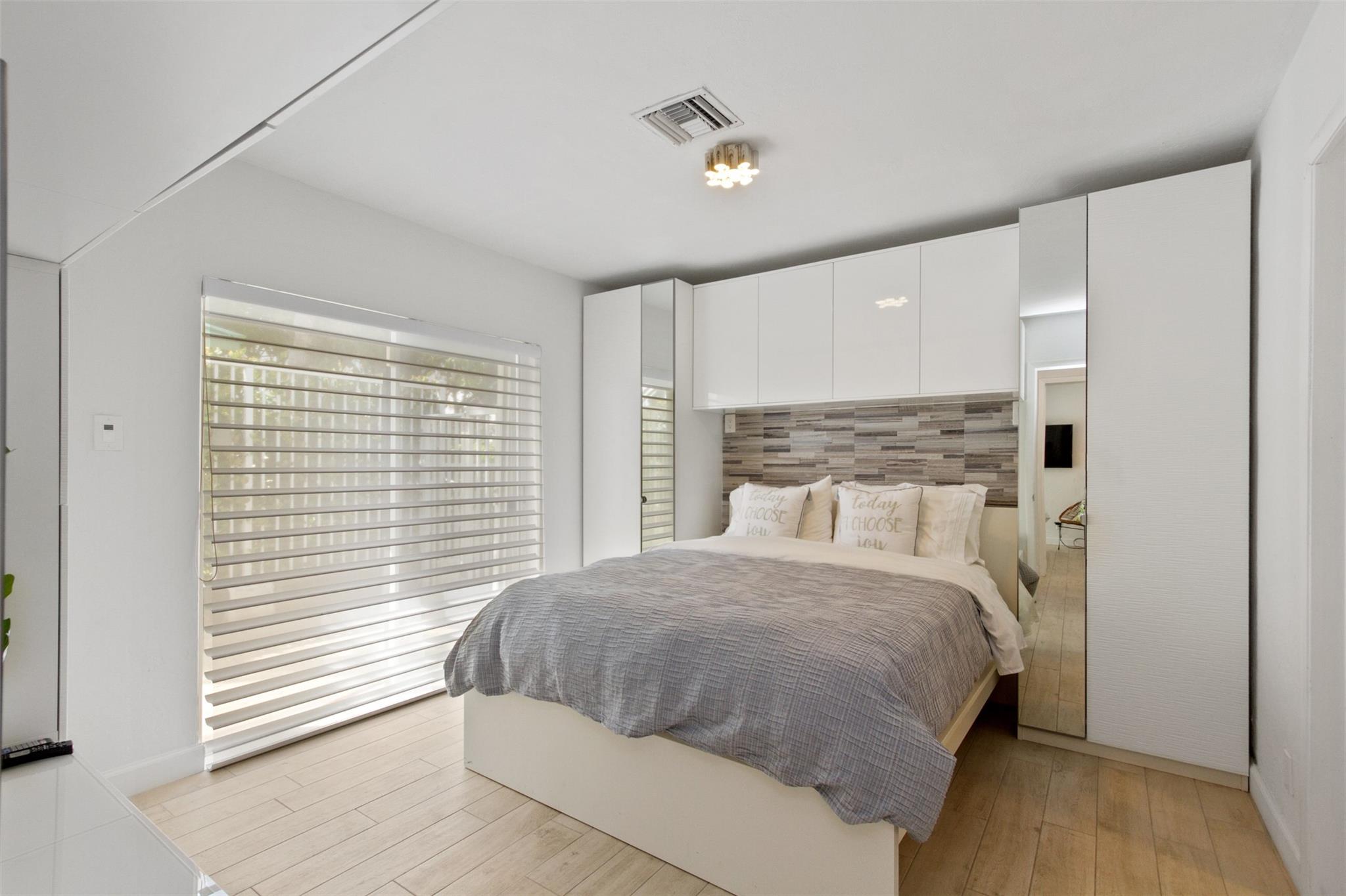 Morang & Parks Sub On Pal - Residential Lease