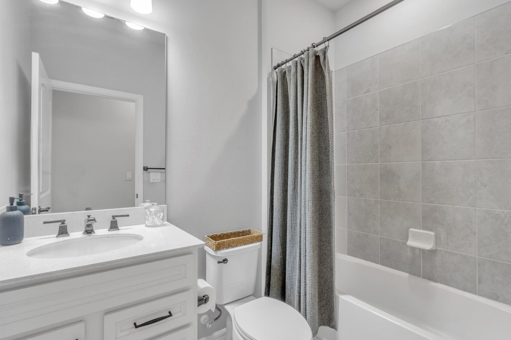 PULTE AT TRADITION PHASE - Residential