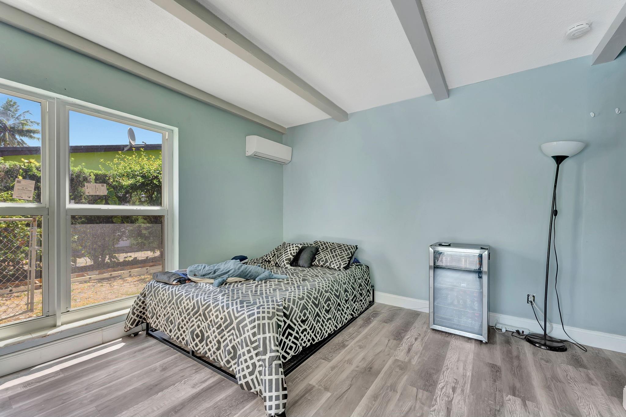 LAUDERDALE LAKES WEST GATE - Residential