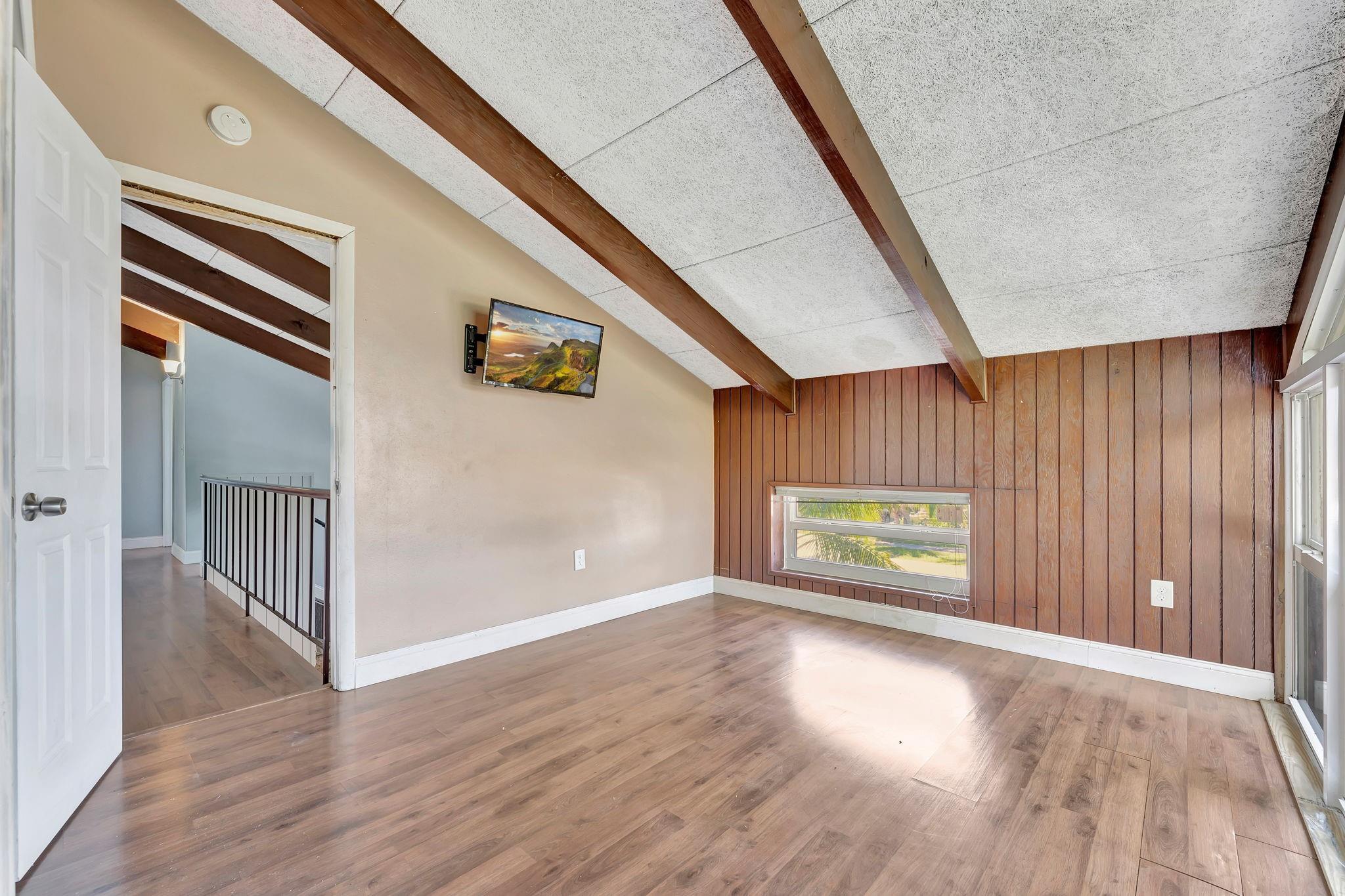 LAUDERDALE LAKES WEST GATE - Residential