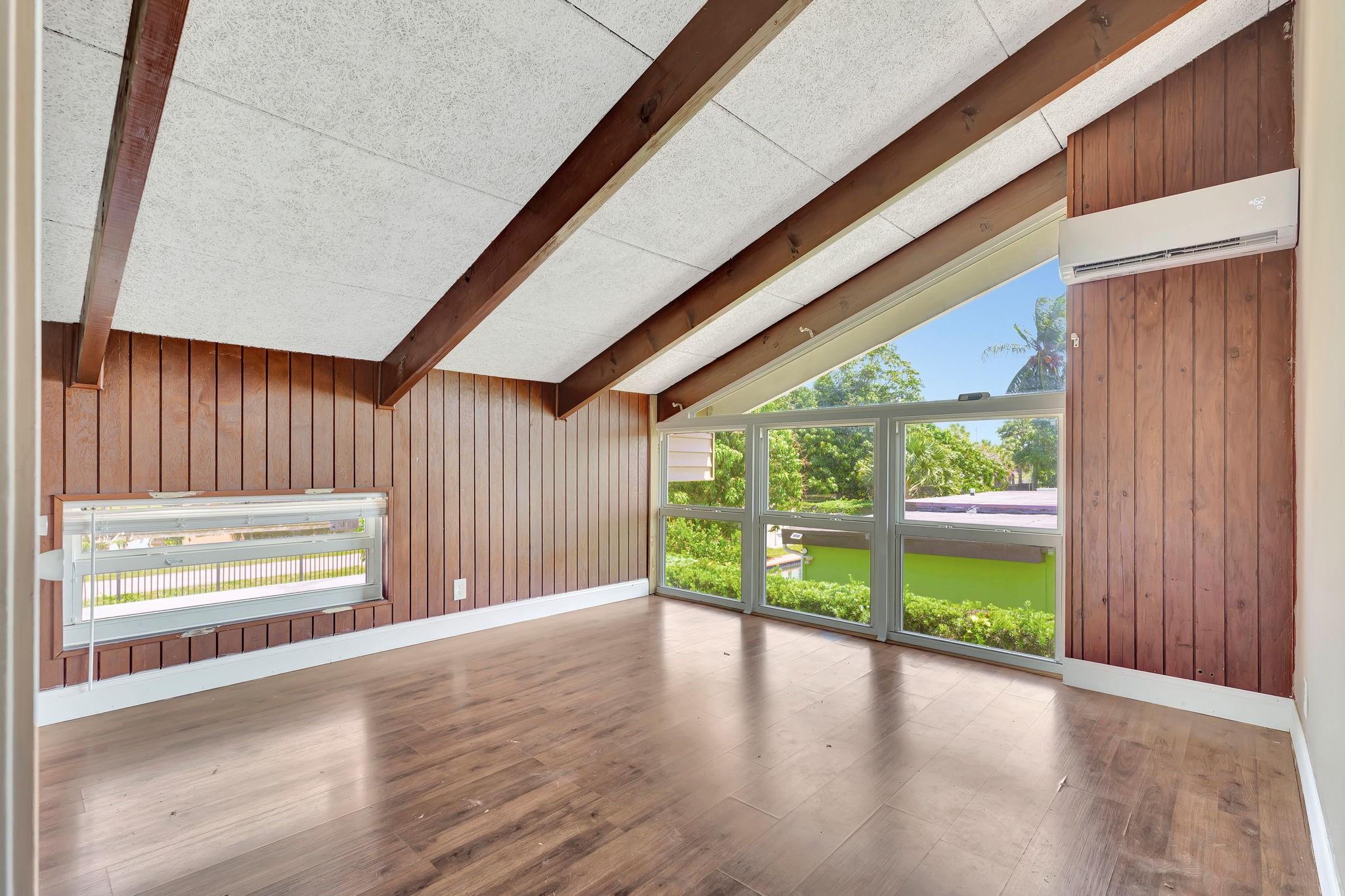 LAUDERDALE LAKES WEST GATE - Residential