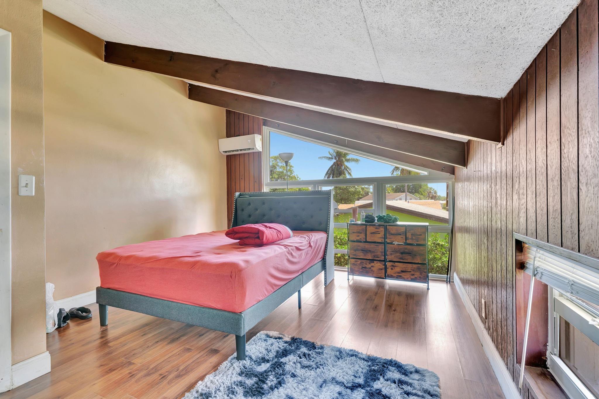 LAUDERDALE LAKES WEST GATE - Residential