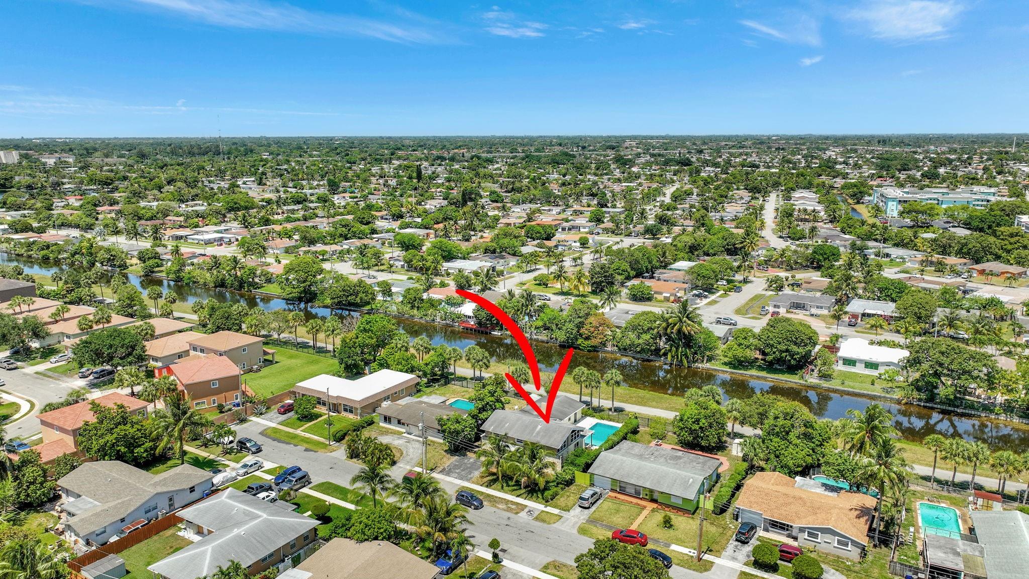 LAUDERDALE LAKES WEST GATE - Residential