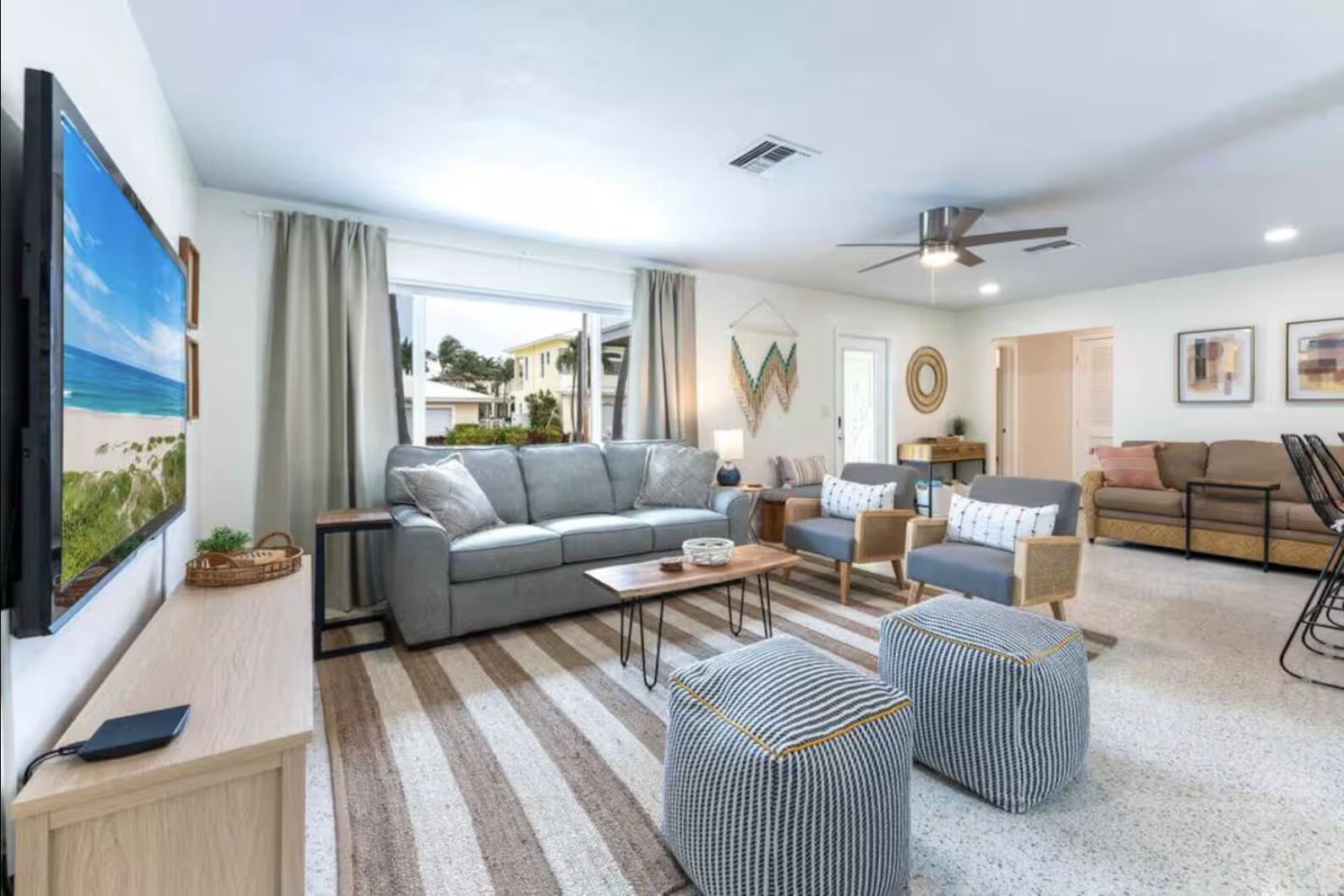 YACHT HARBOR MANOR - Residential Lease