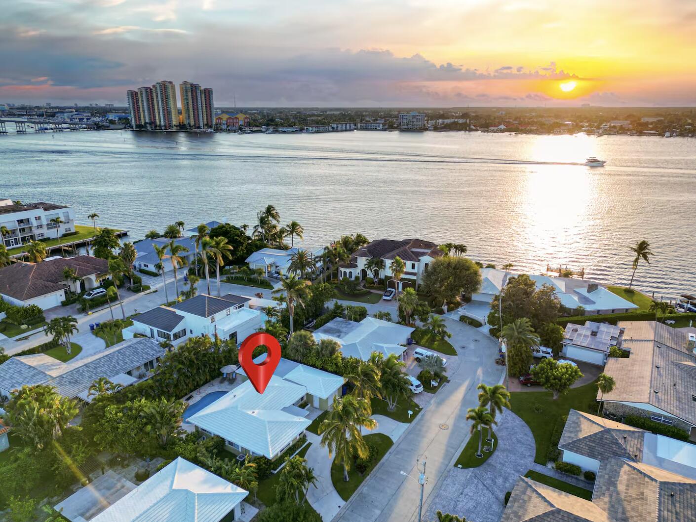 YACHT HARBOR MANOR - Residential Lease