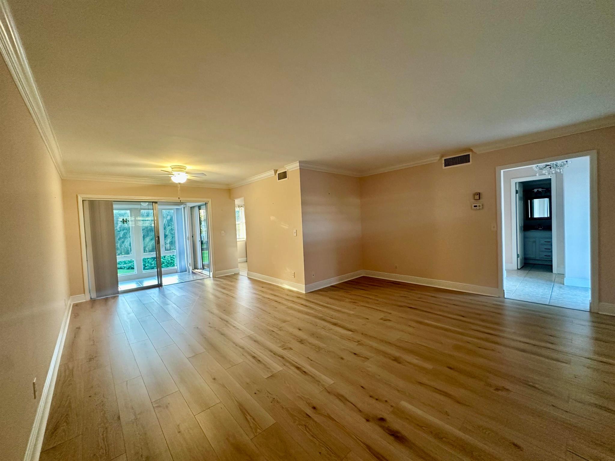 COLONIAL CLUB CONDO SEC 1 - Residential