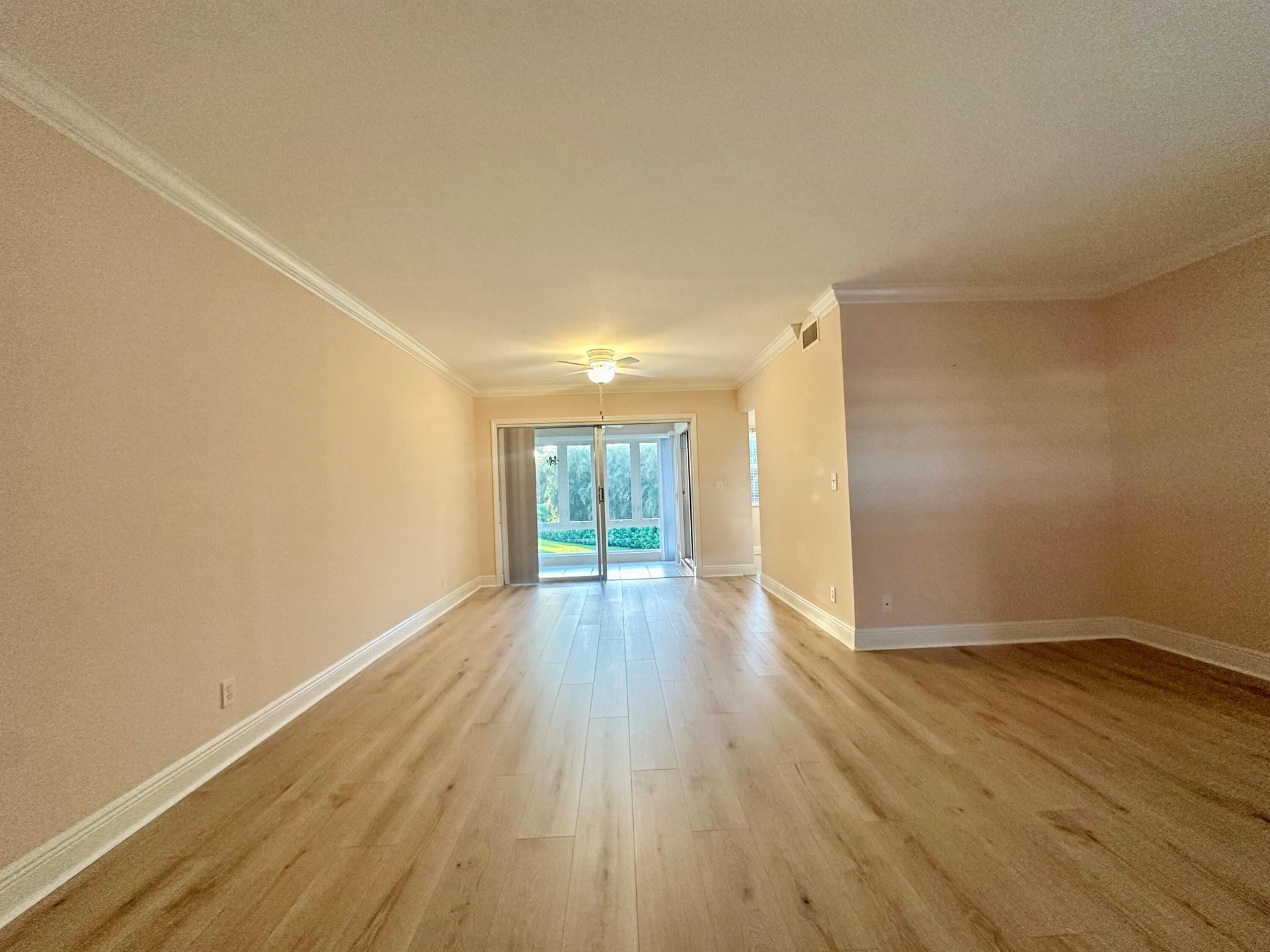 33 Colonial Club Drive 203