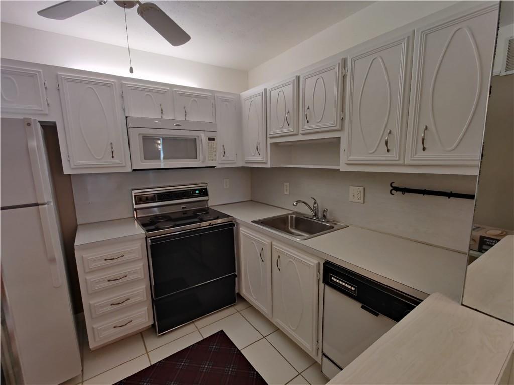 Barcelona Condo North Bld - Residential Lease