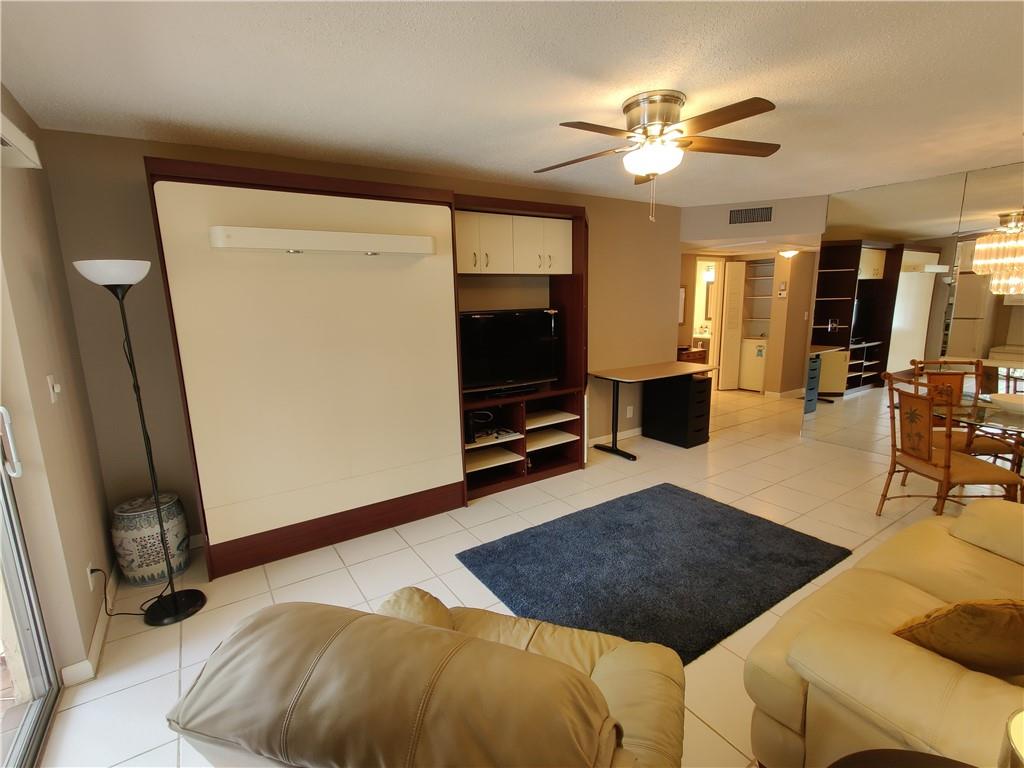 Barcelona Condo North Bld - Residential Lease