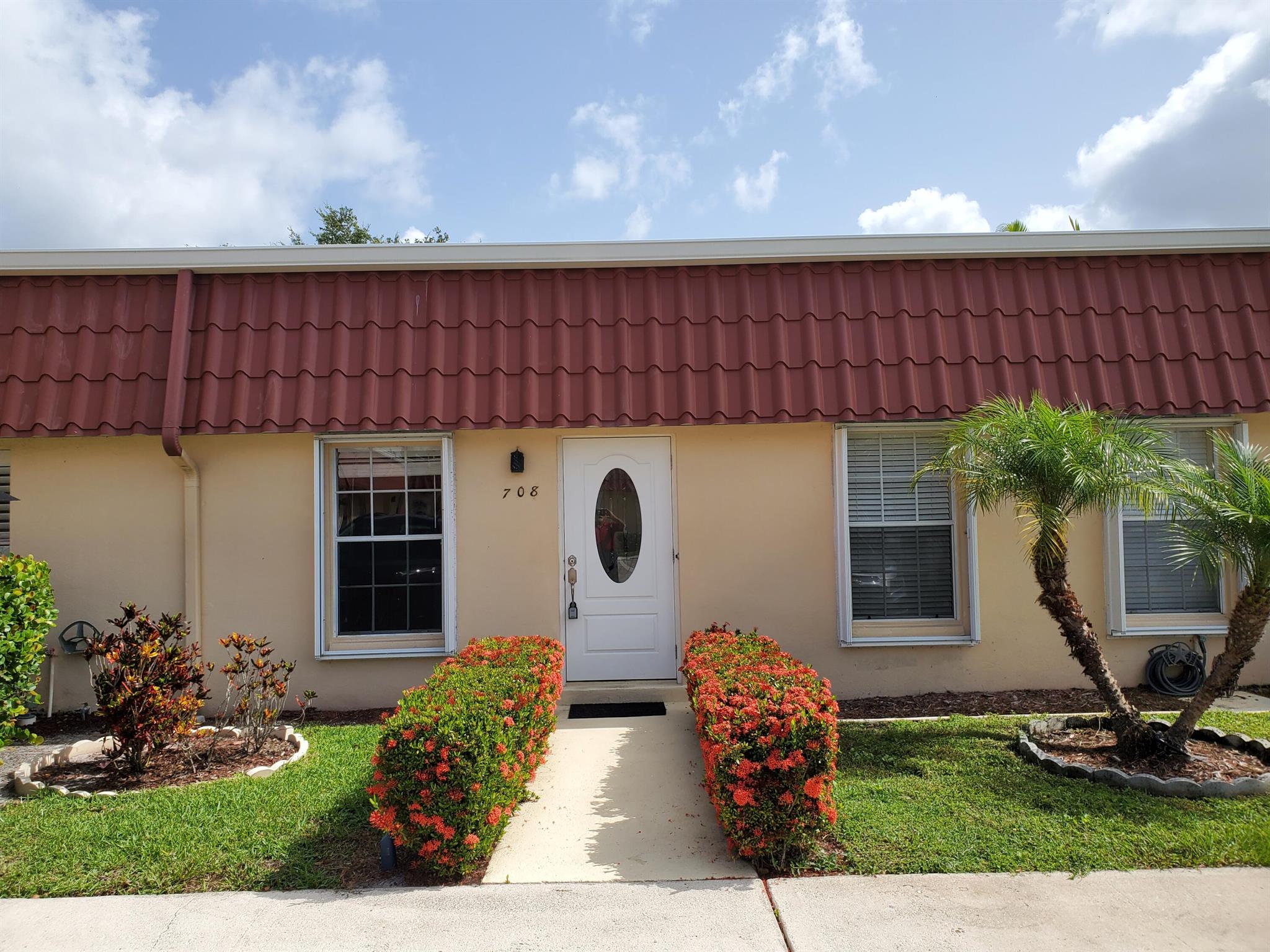 708 Laconia Circle 708