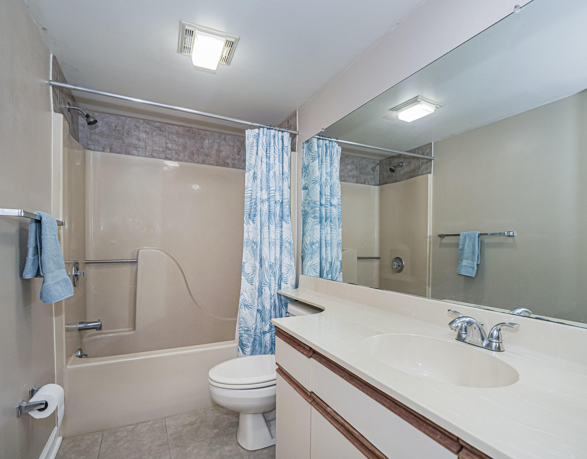 VISTA PLANTATION PHASE I & II - Residential