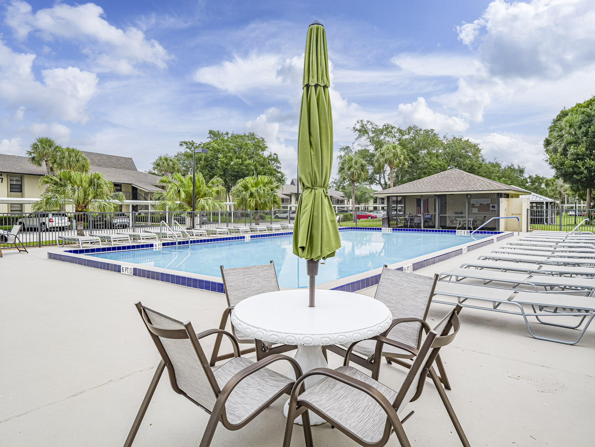 VISTA PLANTATION PHASE I & II - Residential