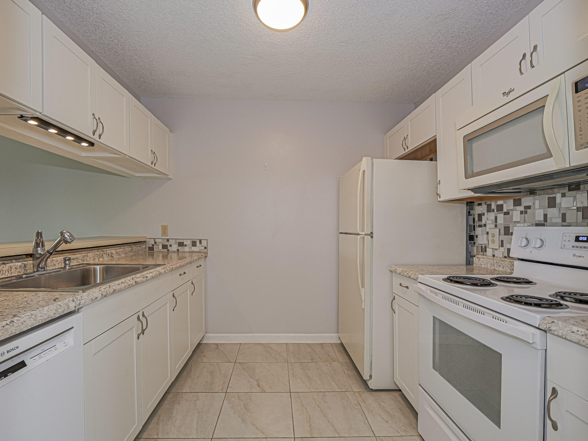 VISTA PLANTATION PHASE I & II - Residential