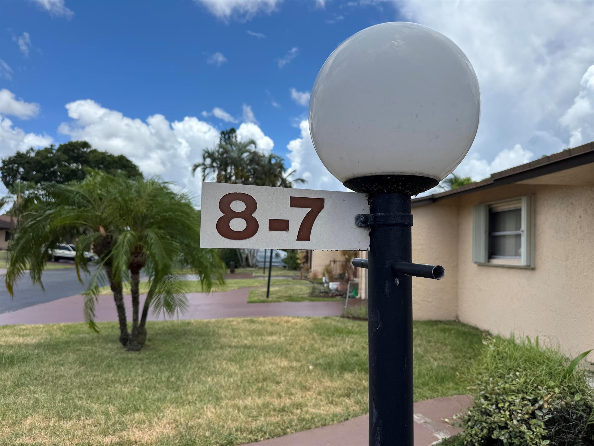 7708 Margate Boulevard C8-7, Margate, FL, 33063/$233,330 2 7708 Margate Boulevard C8-7
