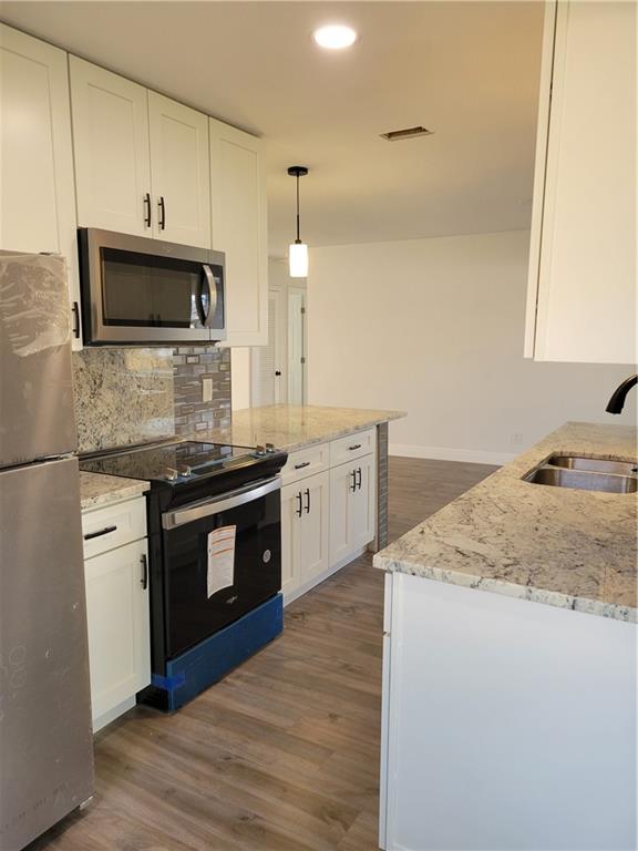Crystal Lake Villas 64-20 - Residential
