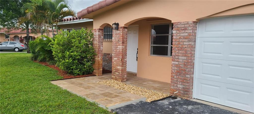 Crystal Lake Villas 64-20 - Residential