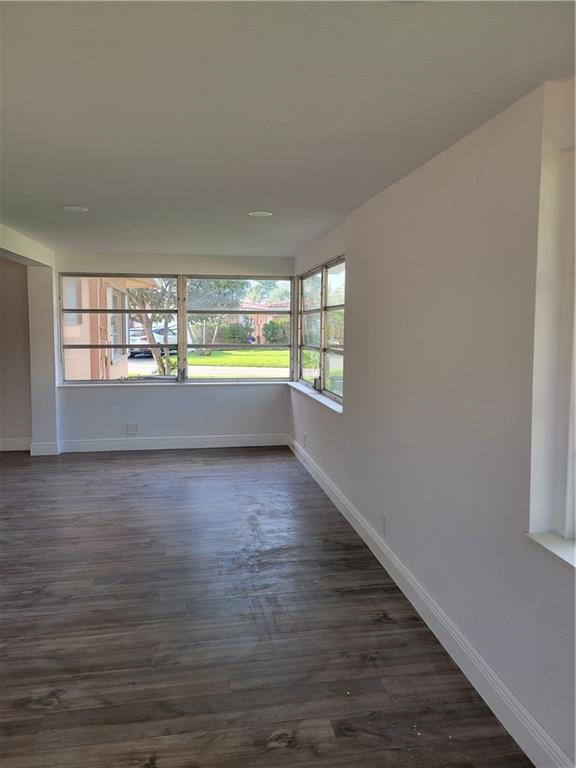 Crystal Lake Villas 64-20 - Residential