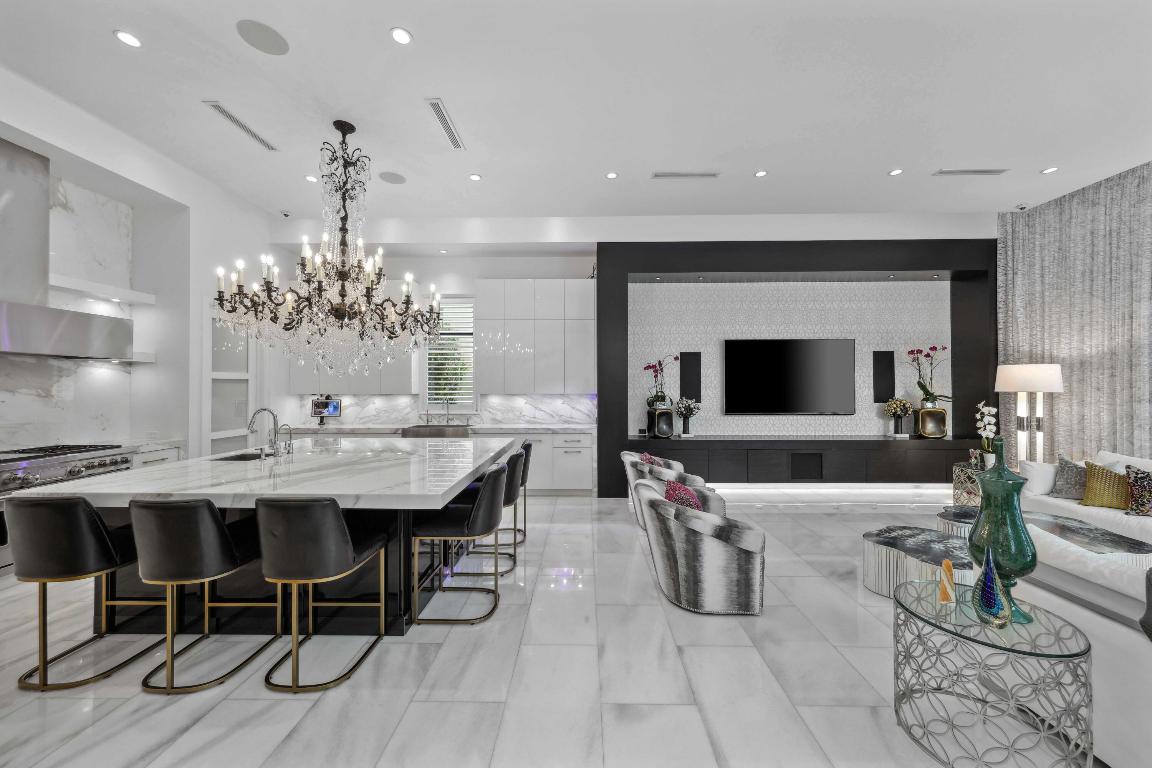 Mizner Country Club - Del Prado - Residential