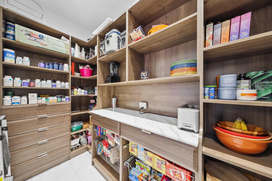 Mizner Country Club - Del Prado - Residential