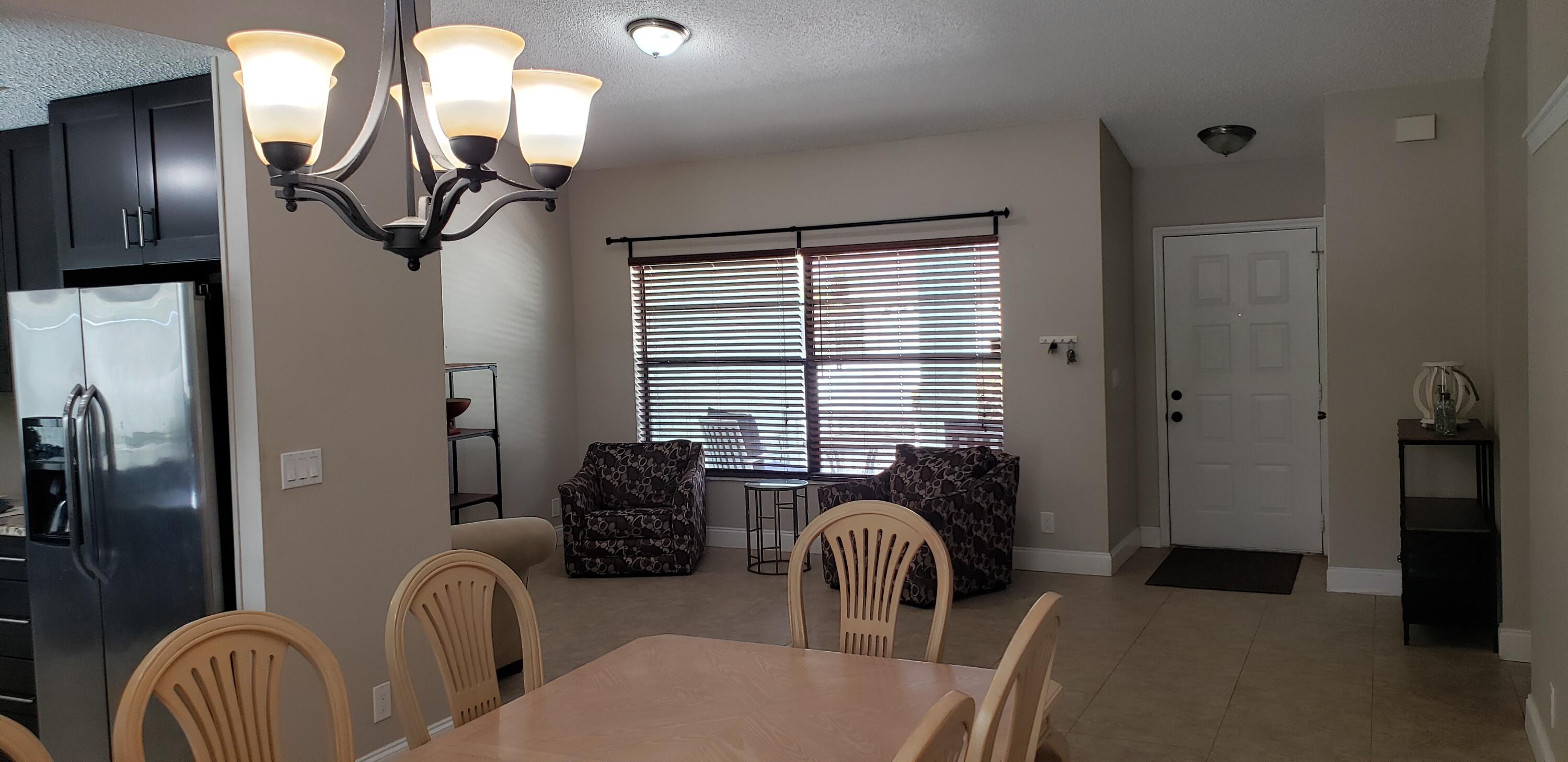 ROYAL PINES EST - Residential