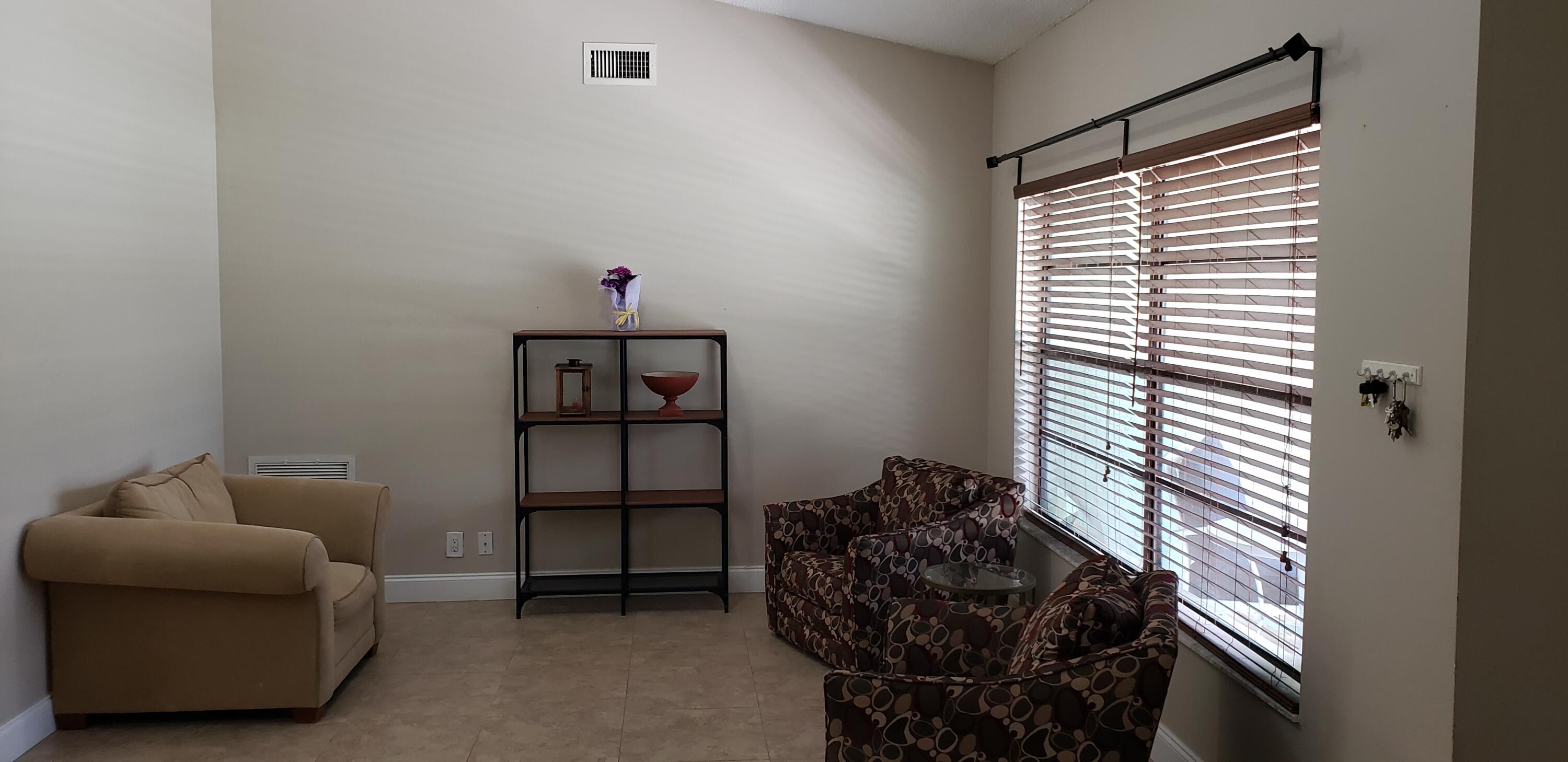 ROYAL PINES EST - Residential