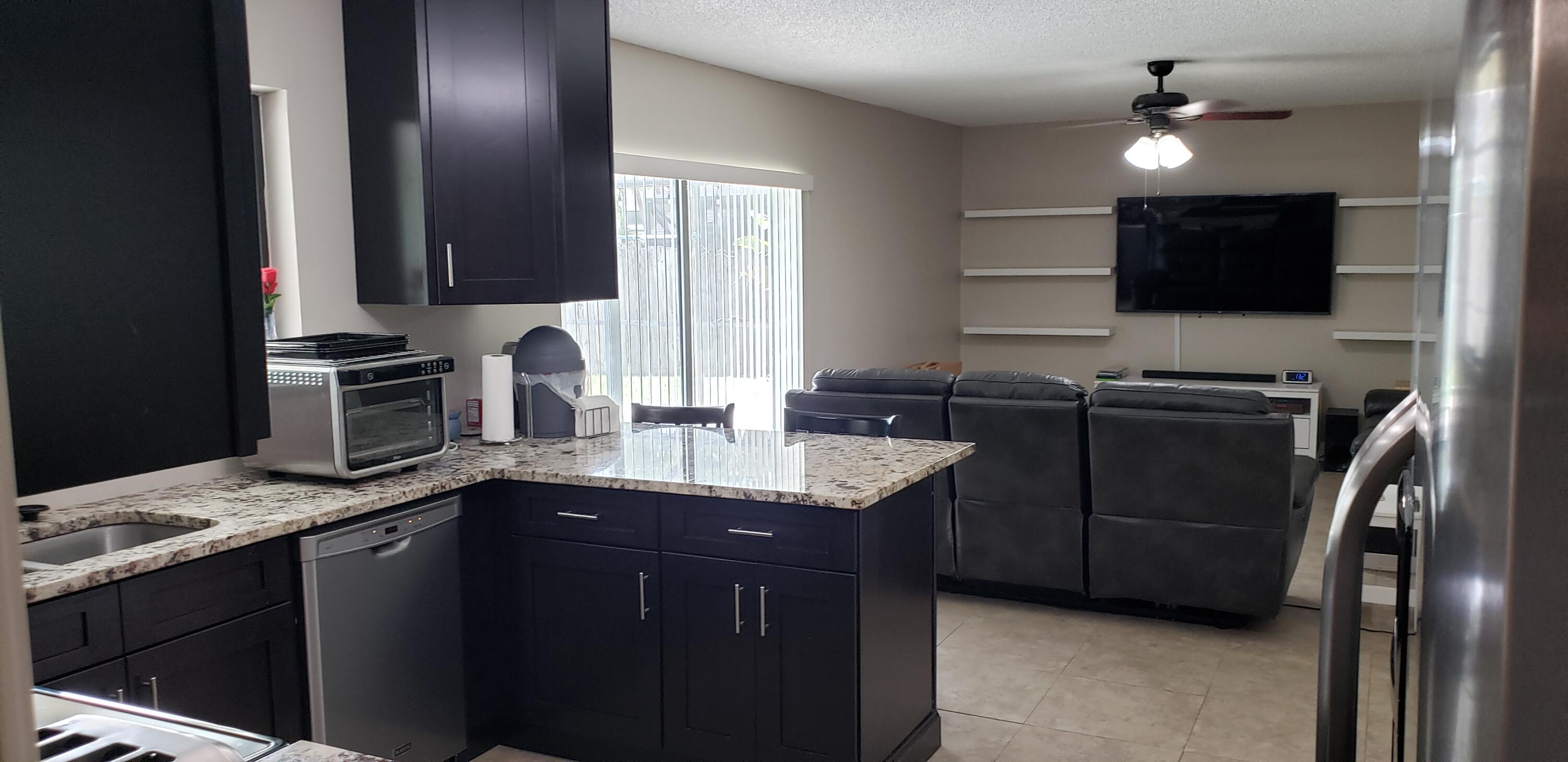 ROYAL PINES EST - Residential