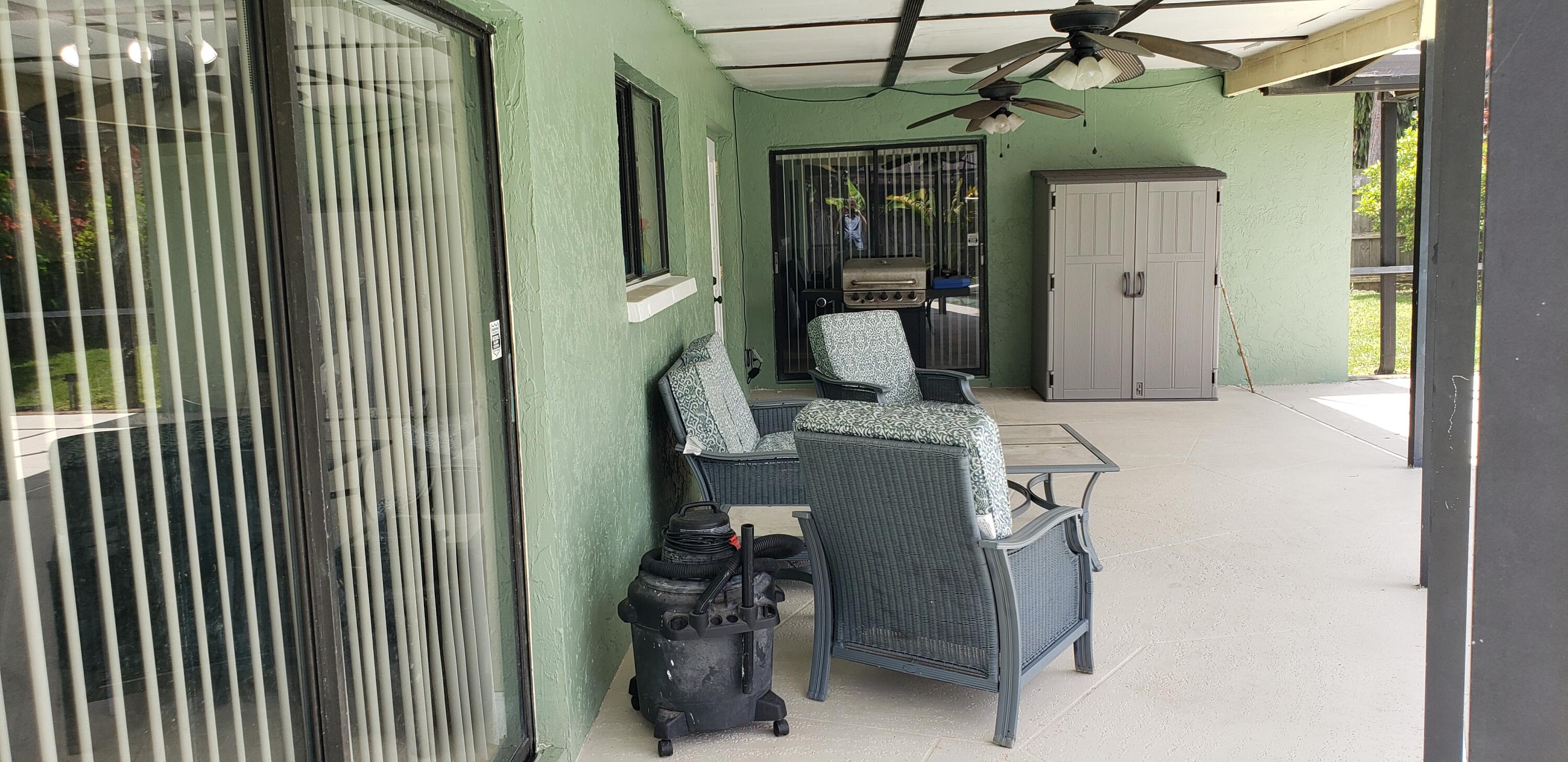 ROYAL PINES EST - Residential