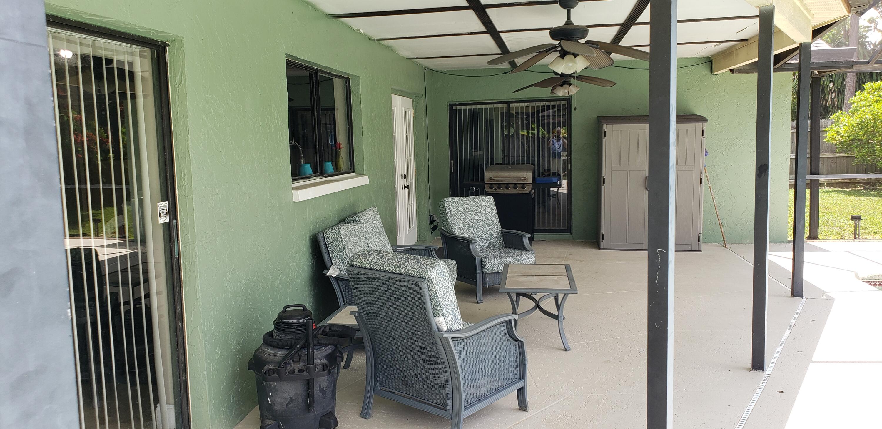 ROYAL PINES EST - Residential