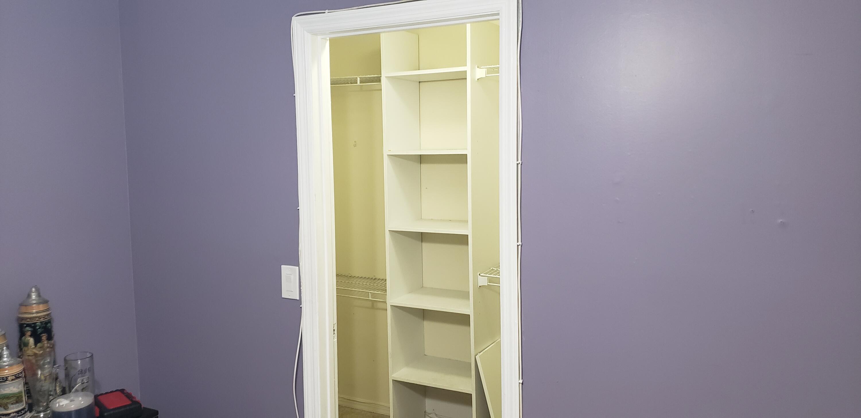 ROYAL PINES EST - Residential