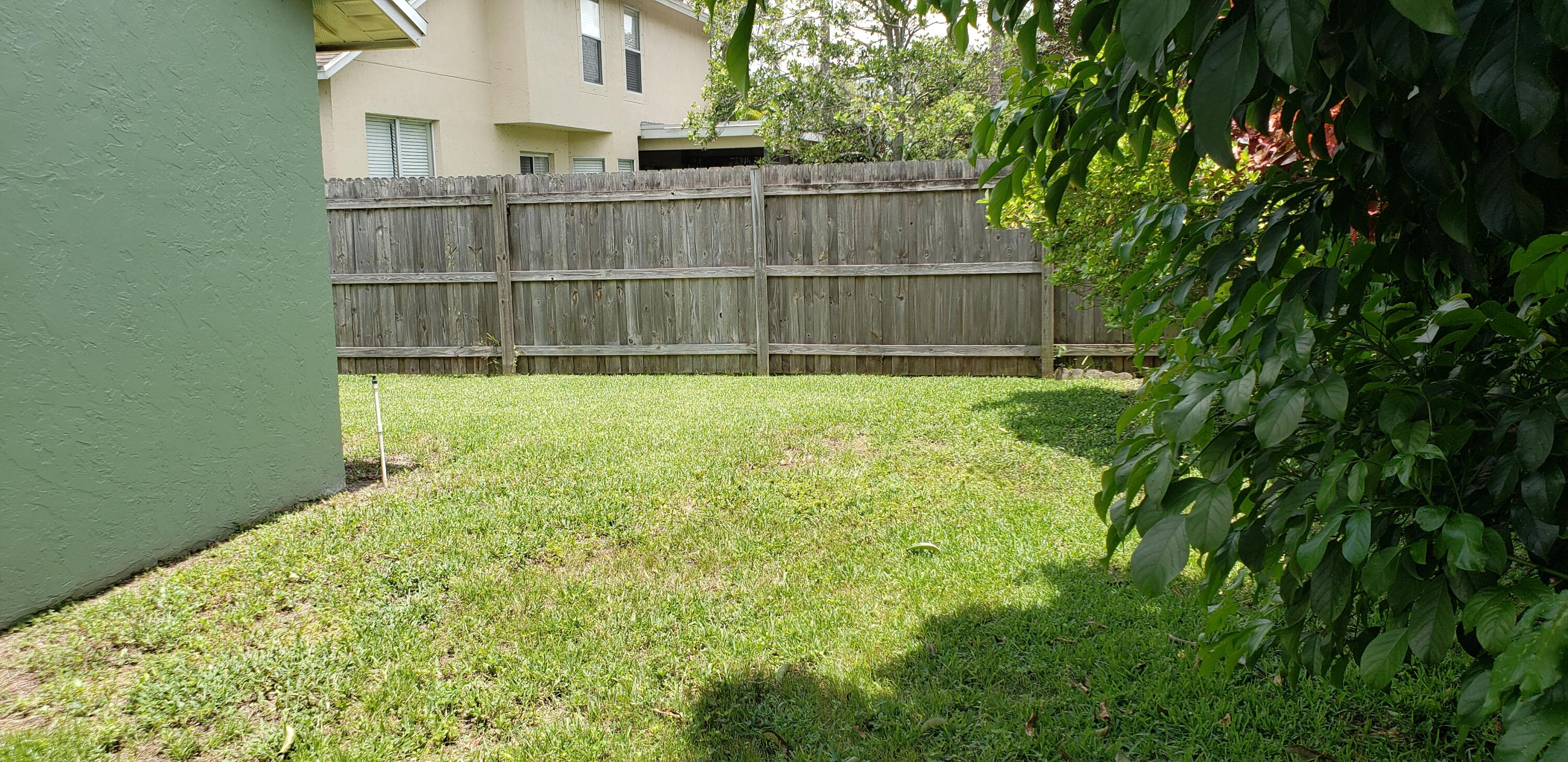 ROYAL PINES EST - Residential