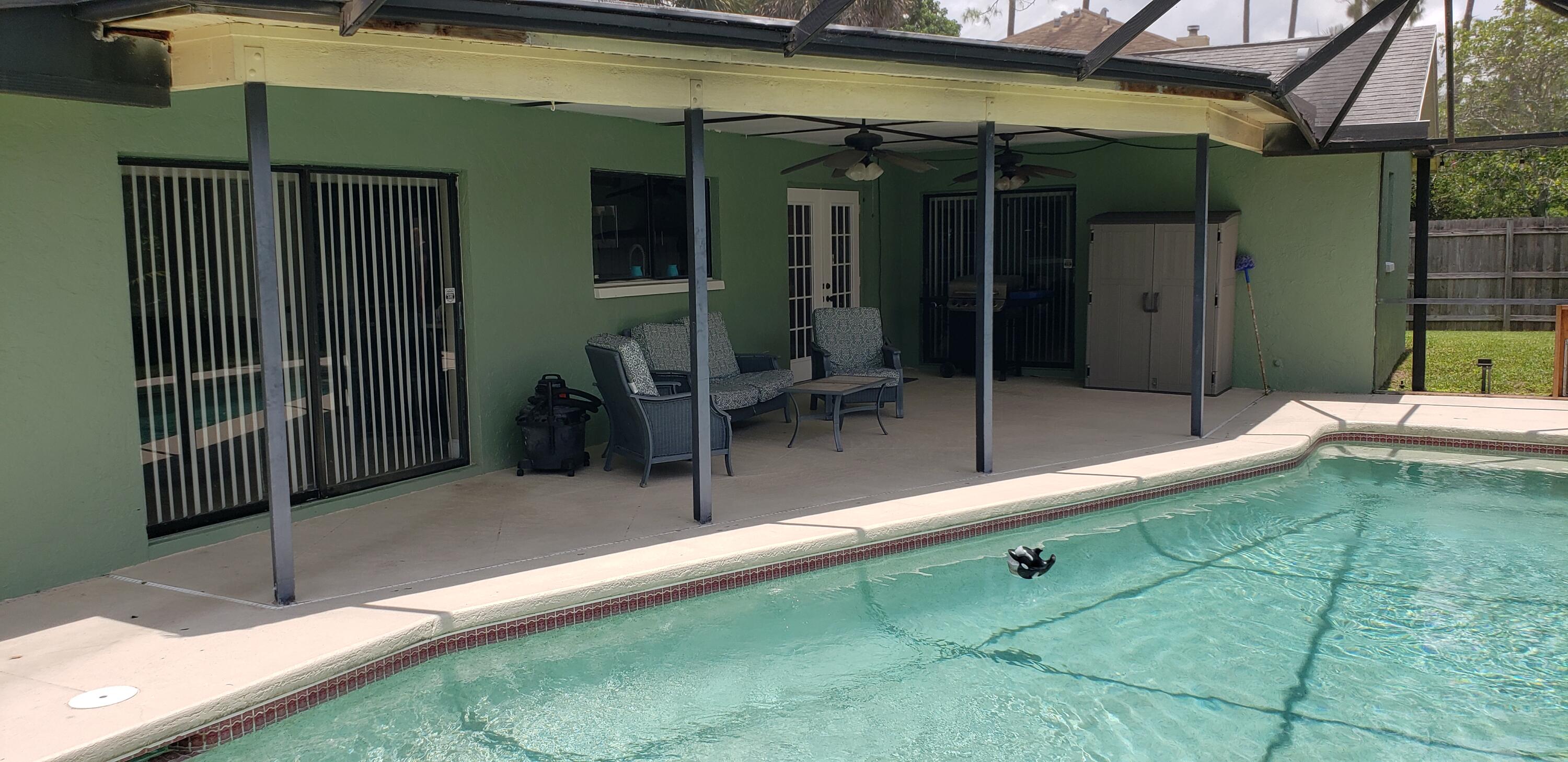 ROYAL PINES EST - Residential