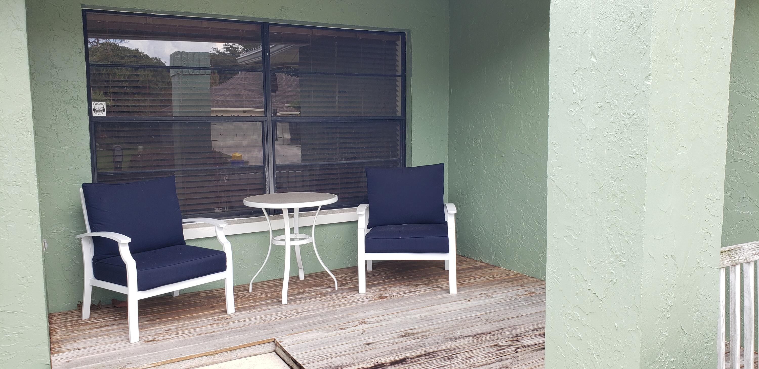 ROYAL PINES EST - Residential