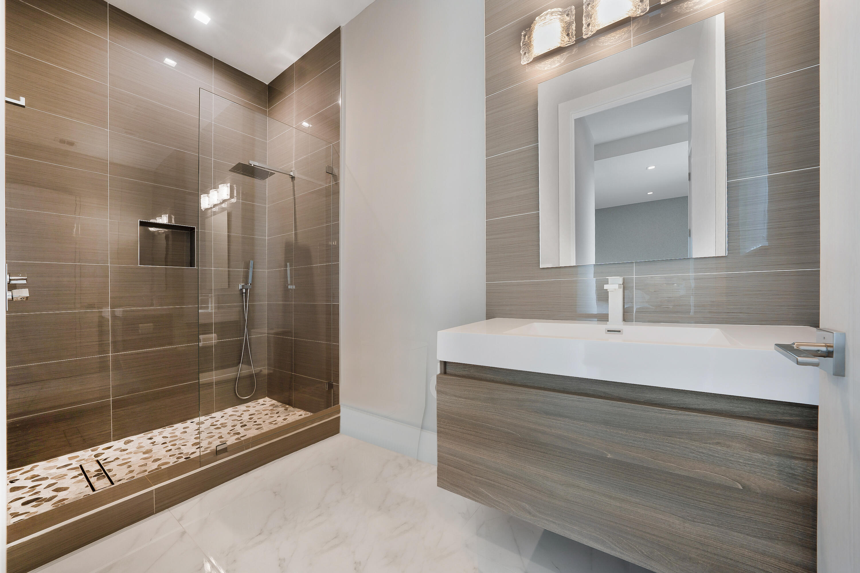 VICTORIA PARK CORR AMEN PLAT - Residential