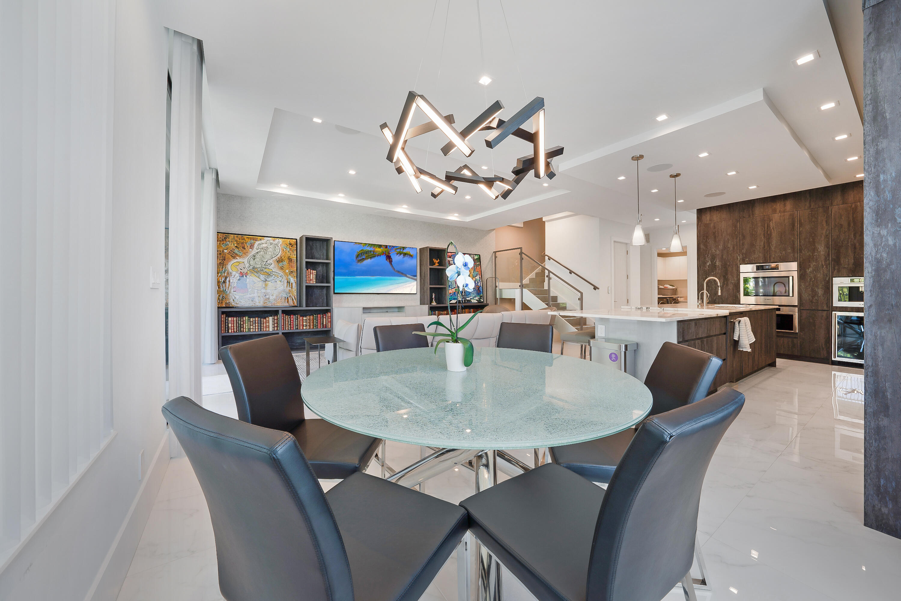 VICTORIA PARK CORR AMEN PLAT - Residential