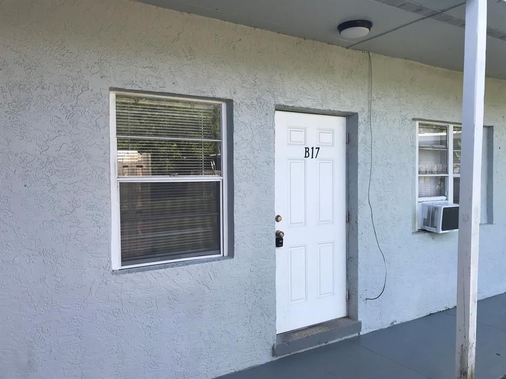 Photo of 1600 Center Street #B17, Jupiter, FL 33458 (MLS # R10700227)