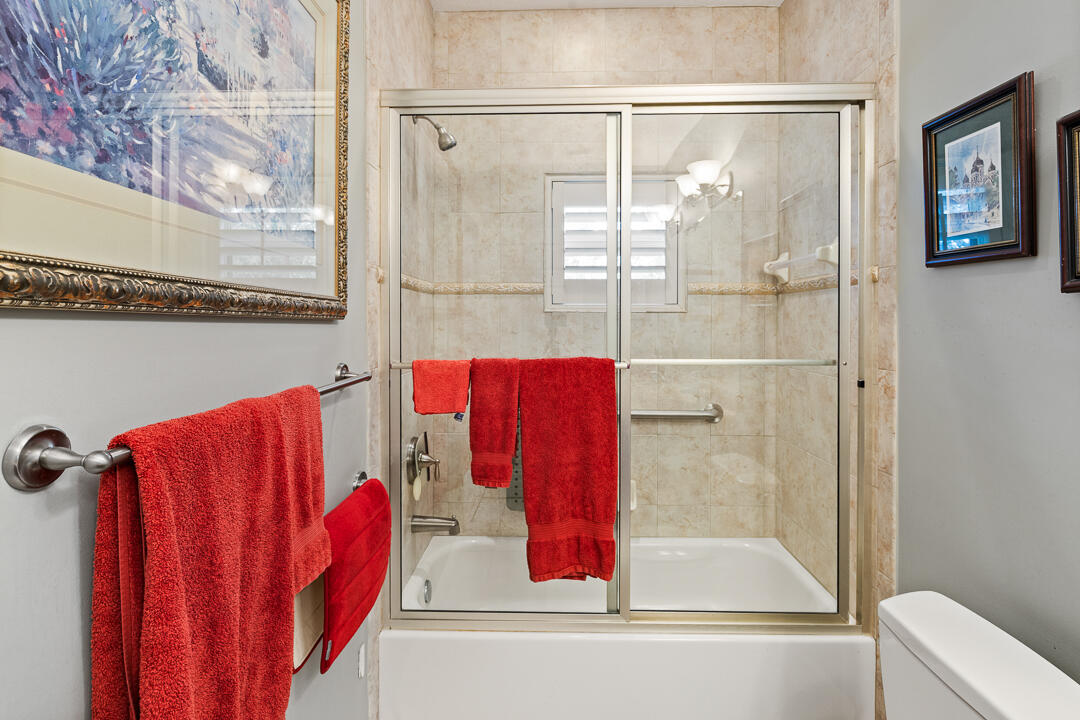 HAMILTON PLACE - Residential