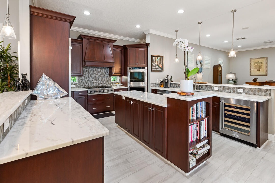 HAMILTON PLACE - Residential