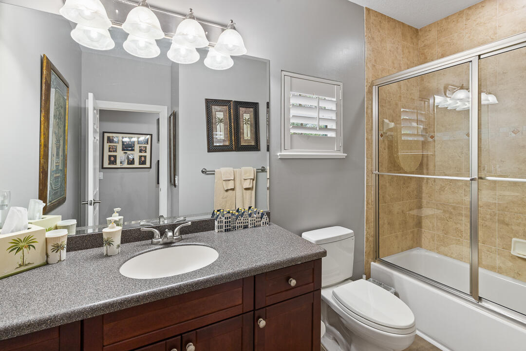 HAMILTON PLACE - Residential