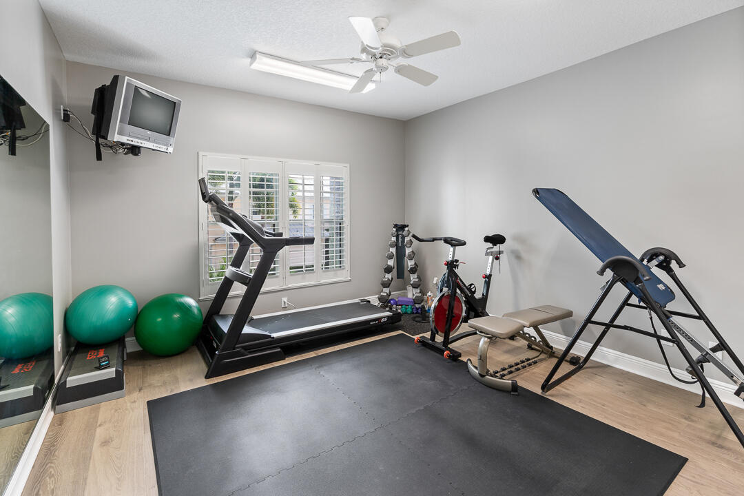 HAMILTON PLACE - Residential