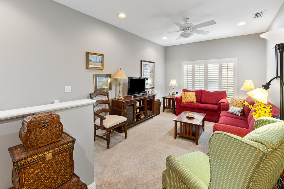 HAMILTON PLACE - Residential