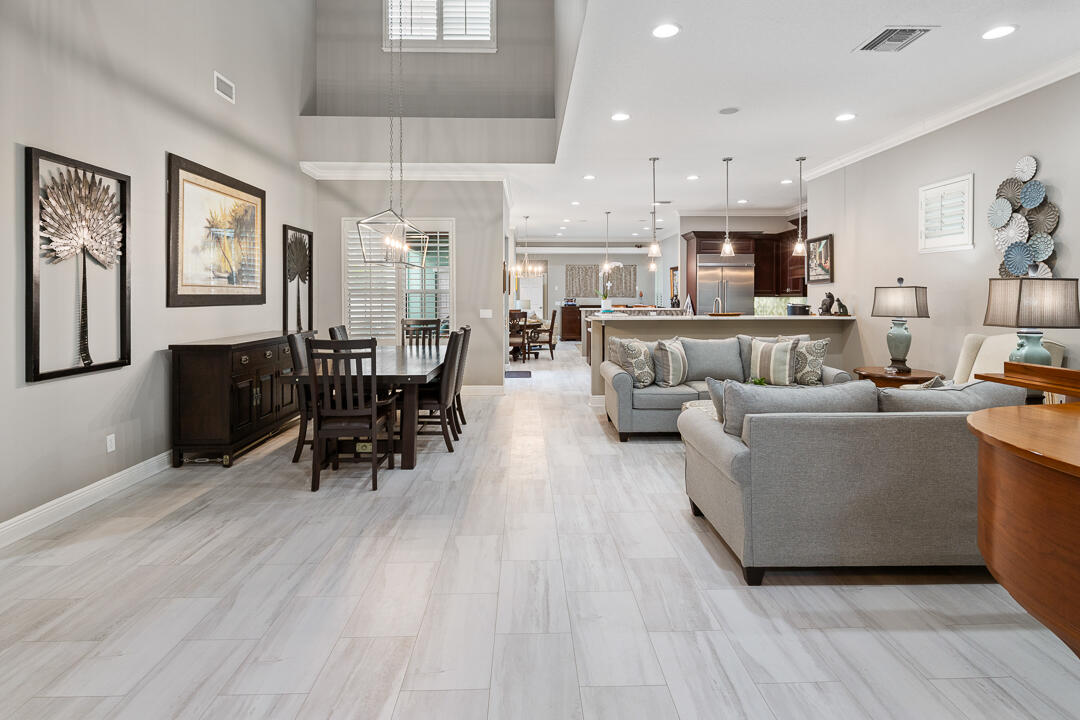 HAMILTON PLACE - Residential