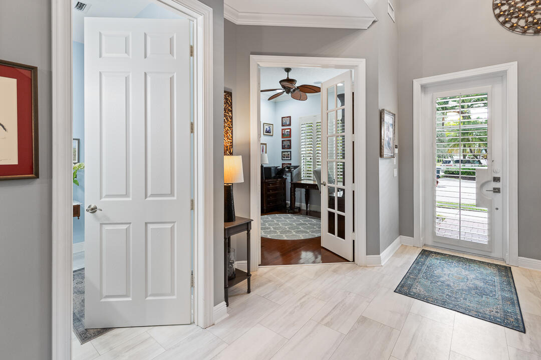 HAMILTON PLACE - Residential