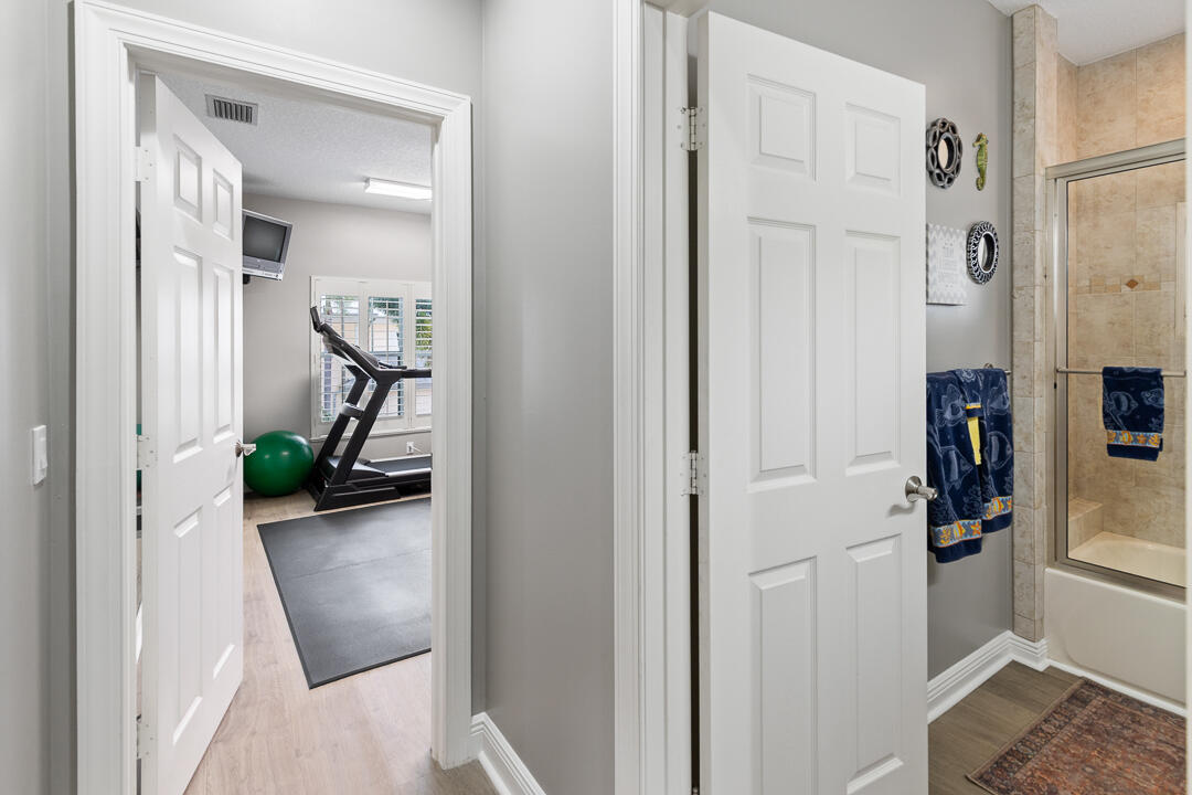 HAMILTON PLACE - Residential