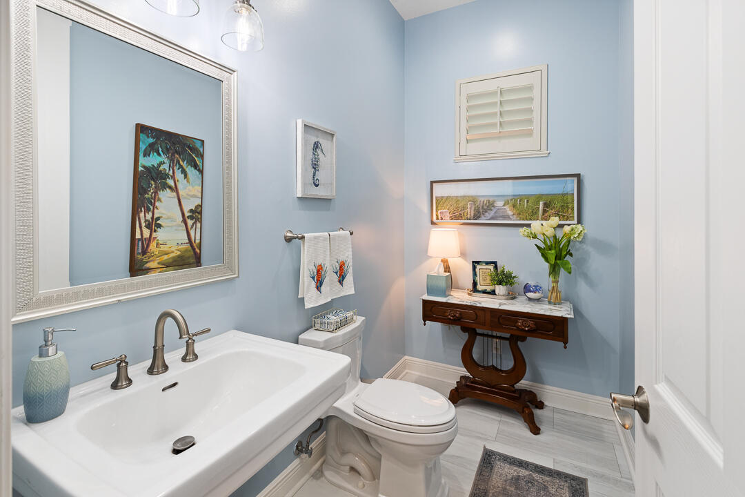 HAMILTON PLACE - Residential