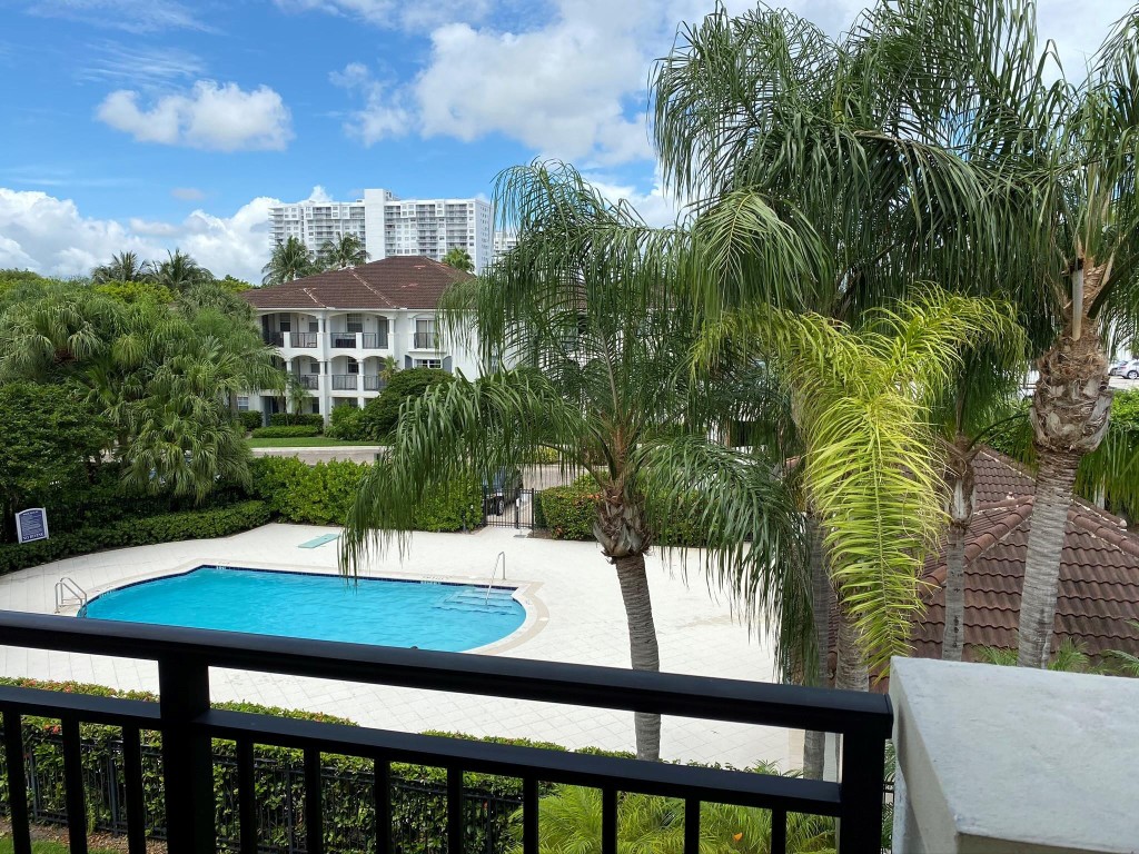 Village By The Bay Condo - Residential Lease