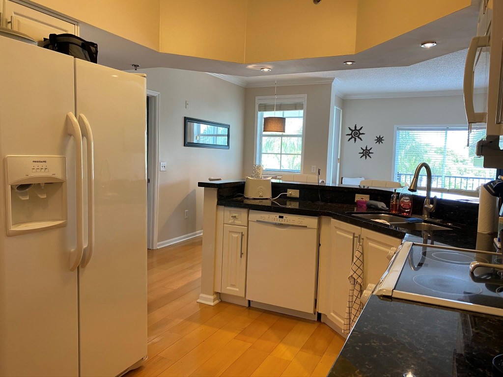 Village By The Bay Condo - Residential Lease