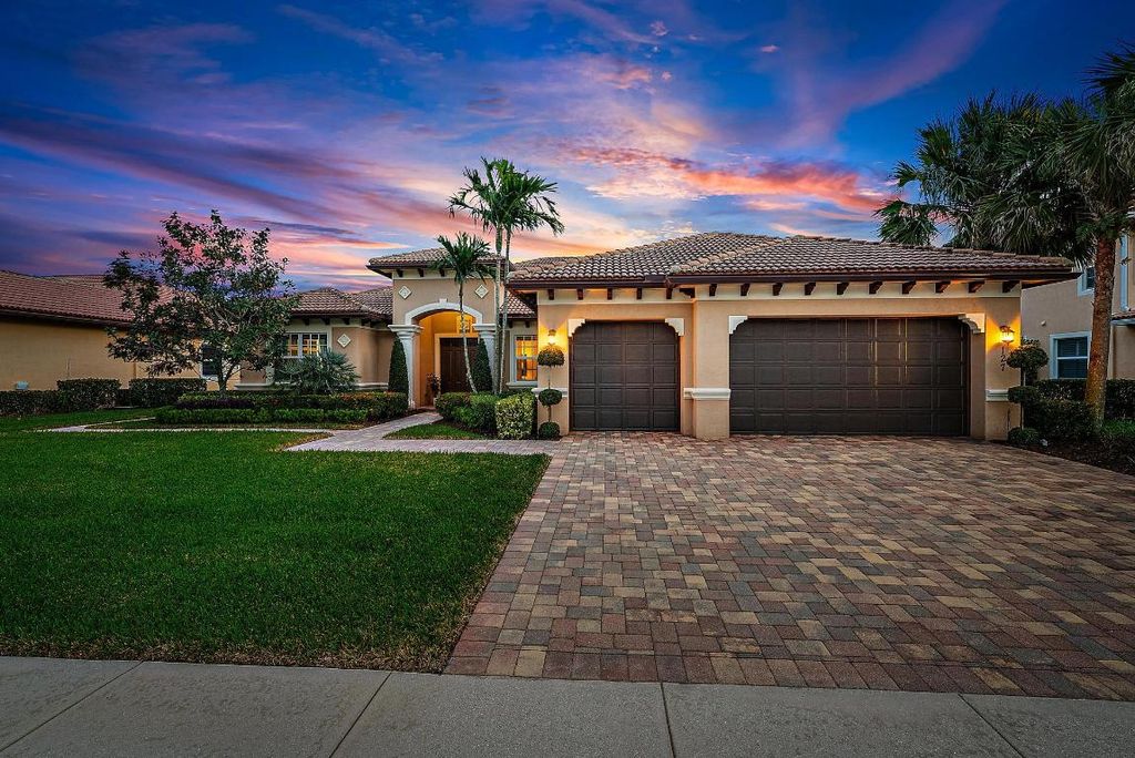 Photo of 127 Steeple Circle, Jupiter, FL 33458 (MLS # R10953269)